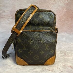 🟥 SOLD! Louis Vuitton Amazon Monogram Crossbody Bag